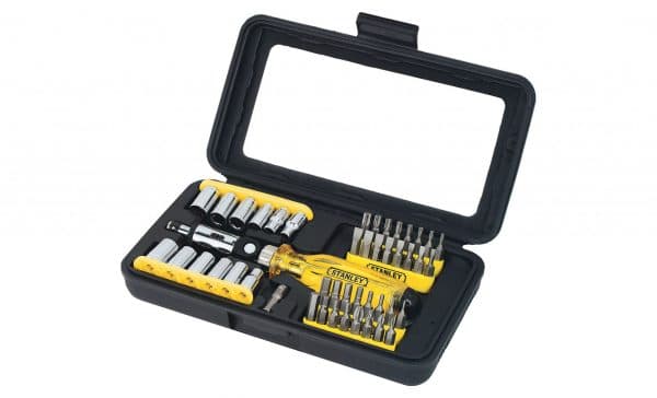HC44318 - Juego De Desarmador Con Puntas Intercambiables 47Pz Stanley